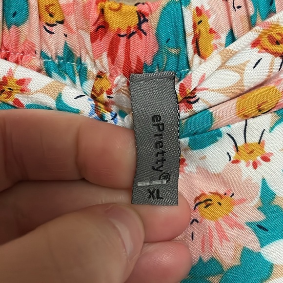 ePretty Size XL White and Pink Floral High-low Tier Lightweight Flowy Midi Skirt - Picture 2 of 9